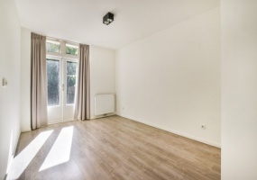 Hunzestraat 127 hs, Amsterdam, Noord-Holland Nederland, 2 Slaapkamers Slaapkamers, ,1 BadkamerBadkamers,Appartement,Huur,Hunzestraat ,1461