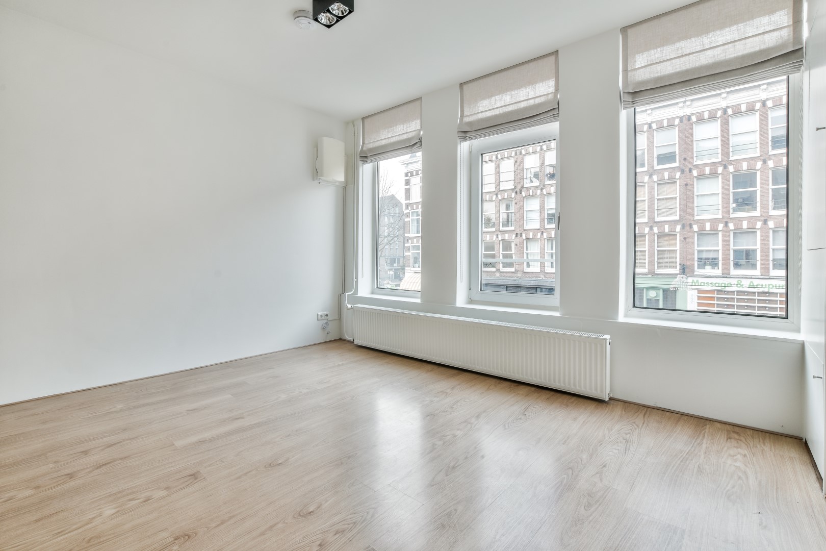 Kinkerstraat 79 I 1053 DH, Amsterdam, Noord-Holland Nederland, 1 Bedroom Bedrooms, ,1 BathroomBathrooms,Apartment,For Rent,Kinkerstraat,1,1504