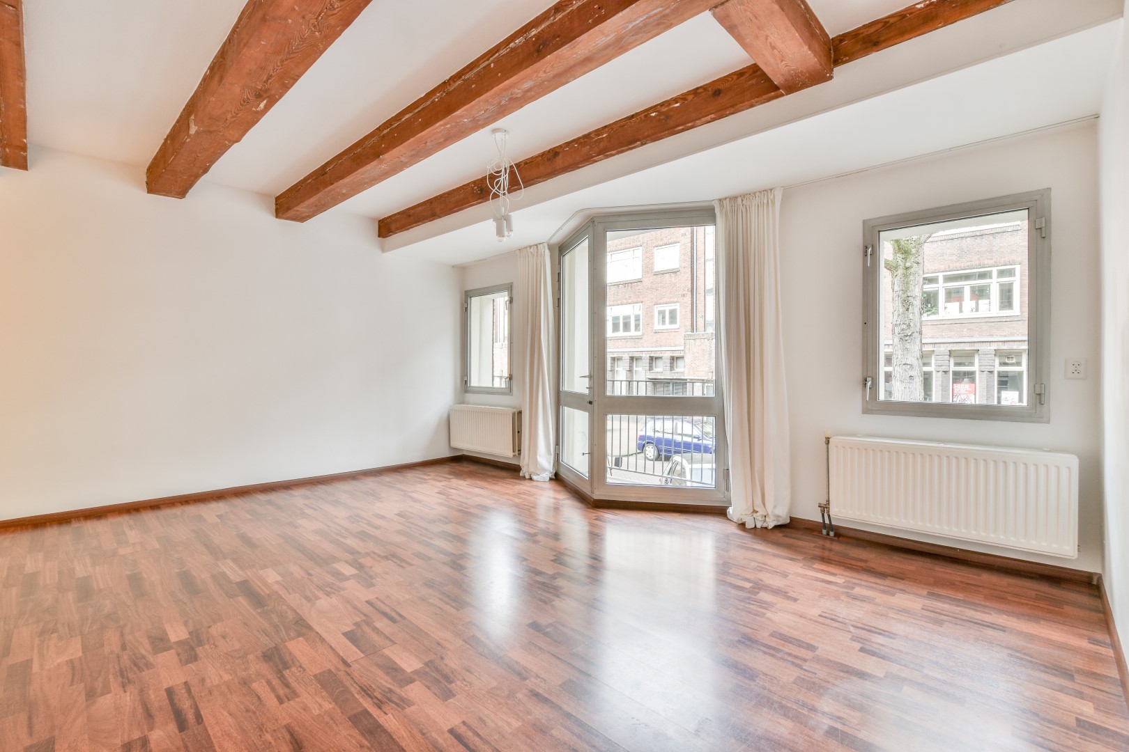 Nieuwe Uilenburgerstraat 15 B, Amsterdam, Noord-Holland Nederland, 1 Slaapkamer Slaapkamers, ,1 BadkamerBadkamers,Appartement,Huur,Nieuwe Uilenburgerstraat,1,1540