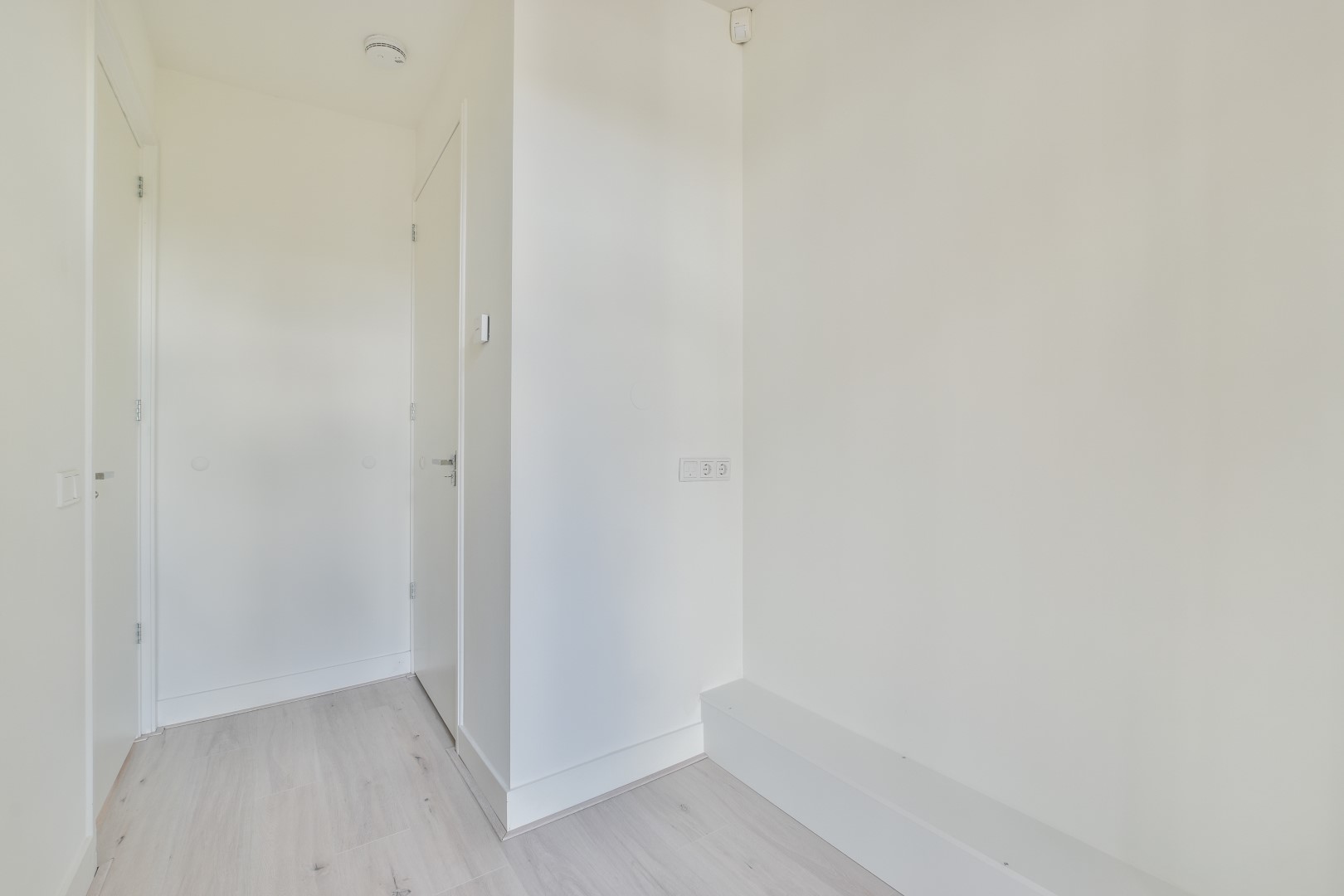 De Clercqstraat 75 III 1053 AE, Amsterdam, Noord-Holland Nederland, 3 Bedrooms Bedrooms, ,1 BathroomBathrooms,Apartment,For Rent,De Clercqstraat,3,1556