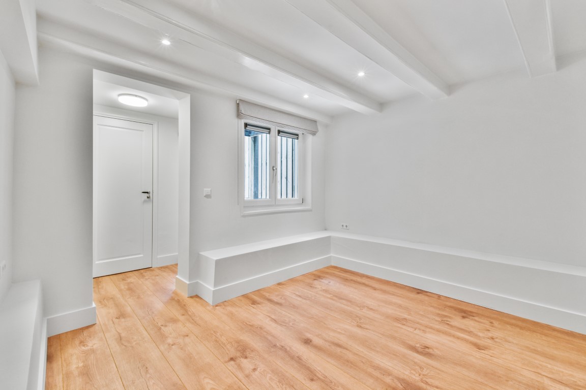 Eerste Weteringdwarsstraat 44 A, Amsterdam, Noord-Holland Nederland, 1 Slaapkamer Slaapkamers, ,1 BadkamerBadkamers,Appartement,Huur,Eerste Weteringdwarsstraat,1564