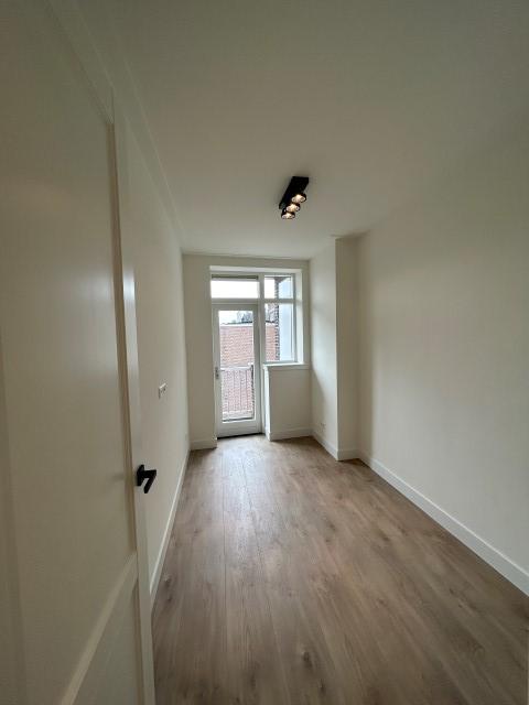 Amsteldijk 71 III 1074 HZ, Amsterdam, Noord-Holland Netherlands, 3 Bedrooms Bedrooms, ,1 BathroomBathrooms,Apartment,For Rent,Amsteldijk,3,1652