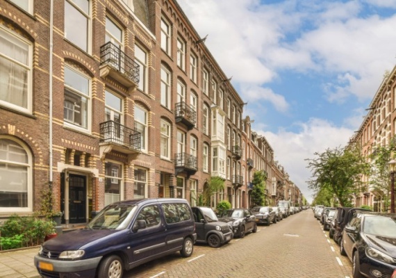 Valeriusstraat 21 1071 MC, Amsterdam, Noord-Holland Nederland, 3 Bedrooms Bedrooms, ,1 BathroomBathrooms,Apartment,For Rent,Valeriusstraat ,2,1663 Valeriusstraat 21 1071 MC, Amsterdam, Noord-Holland Nederland, 3 Bedrooms Bedrooms, ,1 BathroomBathrooms,Apartment,For Rent,Valeriusstraat ,2,1663