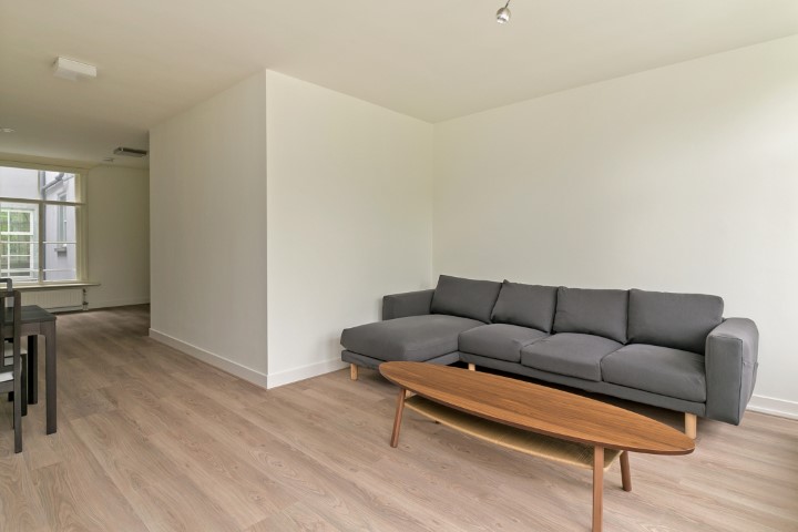 Prinsengracht 493 C 1016 HR, Amsterdam, Noord-Holland Nederland, 2 Bedrooms Bedrooms, ,1 BathroomBathrooms,Apartment,For Rent,Prinsengracht 493 C,1664