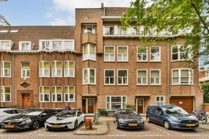 Jacob Obrechtstraat 64-II 1071 KN, Amsterdam, Noord-Holland Nederland, 2 Bedrooms Bedrooms, ,1 BathroomBathrooms,Apartment,For Rent,Jacob Obrechtstraat 64-II,2,1666