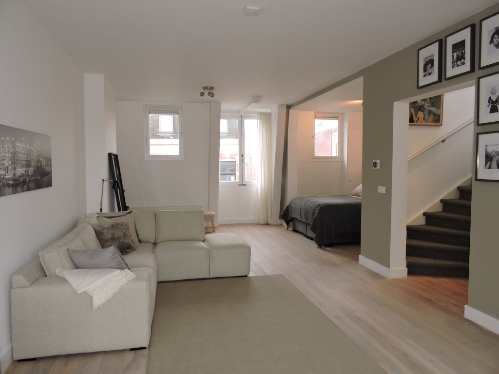 Korte van Eeghenstraat 2 D,Amsterdam,Noord-Holland Nederland,1 Bedroom Bedrooms,1 BathroomBathrooms,Apartment,Korte van Eeghenstraat,3,1067