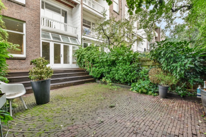 Johannes Verhulststraat 187 H, Amsterdam, Noord-Holland Netherlands, 5 Bedrooms Bedrooms, ,2 BathroomsBathrooms,Apartment,For Rent,Johannes Verhulststraat,1691