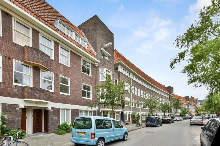 Dintelstraat 52-1 1078 VV, Amsterdam, Noord-Holland Netherlands, 2 Bedrooms Bedrooms, ,1 BathroomBathrooms,Apartment,For Rent,Dintelstraat,1699