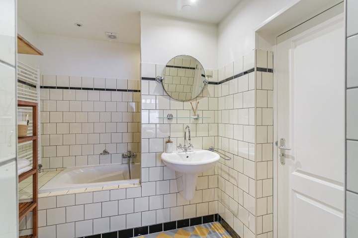 Barentszstraat 232 1013 NT, Amsterdam, Noord-Holland Nederland, 1 Bedroom Bedrooms, ,1 BathroomBathrooms,Apartment,For Rent,Barentszstraat,1704