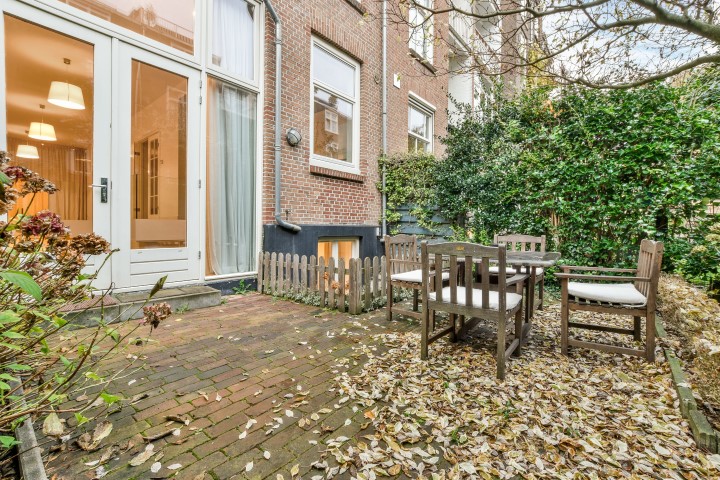 Johannes Verhulststraat 193 H 1075 HA, Amsterdam, Noord-Holland Nederland, 4 Slaapkamers Slaapkamers, ,3 BadkamersBadkamers,Appartement,Huur,Johannes Verhulststraat ,1707