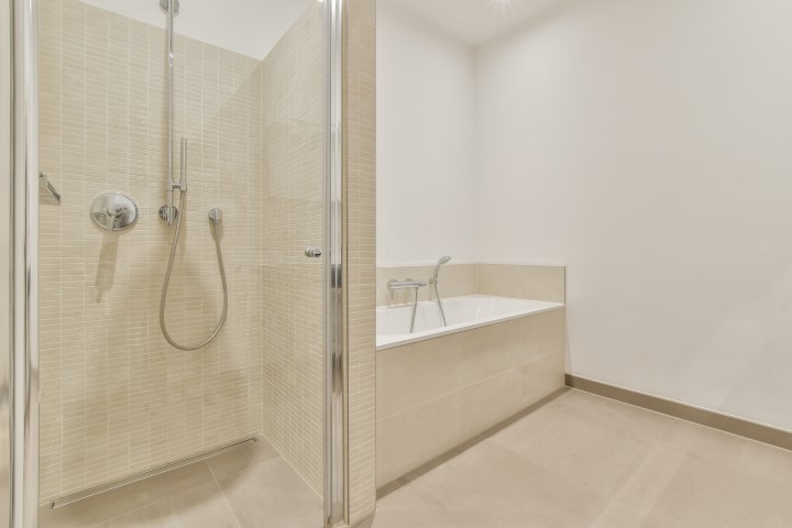 Johannes Verhulststraat 193 H 1075 HA, Amsterdam, Noord-Holland Nederland, 4 Slaapkamers Slaapkamers, ,3 BadkamersBadkamers,Appartement,Huur,Johannes Verhulststraat ,1707