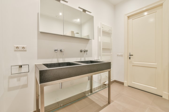 Johannes Verhulststraat 193 H 1075 HA, Amsterdam, Noord-Holland Nederland, 4 Slaapkamers Slaapkamers, ,3 BadkamersBadkamers,Appartement,Huur,Johannes Verhulststraat ,1707
