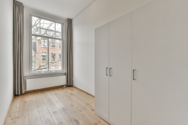 Van Breestraat 74 II, Amsterdam, Noord-Holland Nederland, 4 Bedrooms Bedrooms, ,1 BathroomBathrooms,Apartment,For Rent,Van Breestraat,2,1712