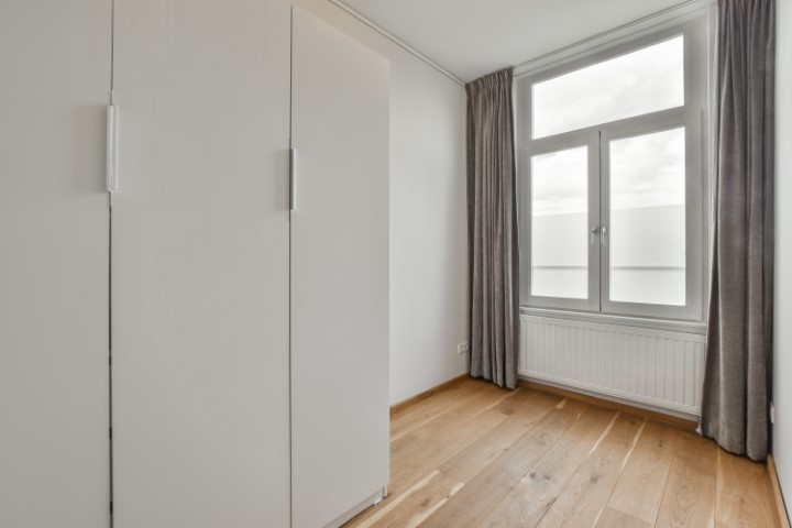 Van Breestraat 74 II, Amsterdam, Noord-Holland Nederland, 4 Bedrooms Bedrooms, ,1 BathroomBathrooms,Apartment,For Rent,Van Breestraat,2,1712
