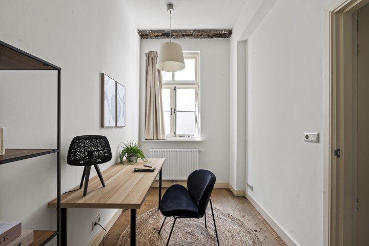 Singel 72 C 1015 AC, Amsterdam, Noord-Holland Nederland, 2 Bedrooms Bedrooms, ,1 BathroomBathrooms,Apartment,For Rent,Singel,1,1716