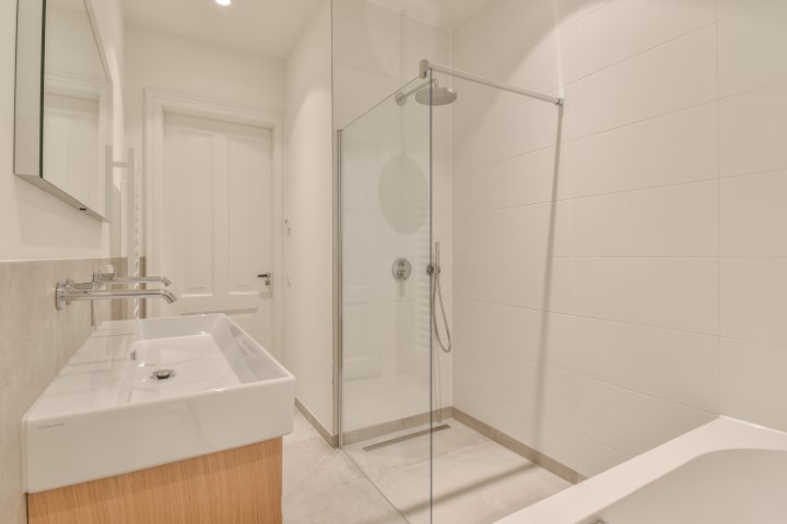 Van Breestraat 190 H 1071ZZ, Amsterdam, Noord-Holland Nederland, 5 Slaapkamers Slaapkamers, ,3 BadkamersBadkamers,Appartement,Huur,Van Breestraat,1717