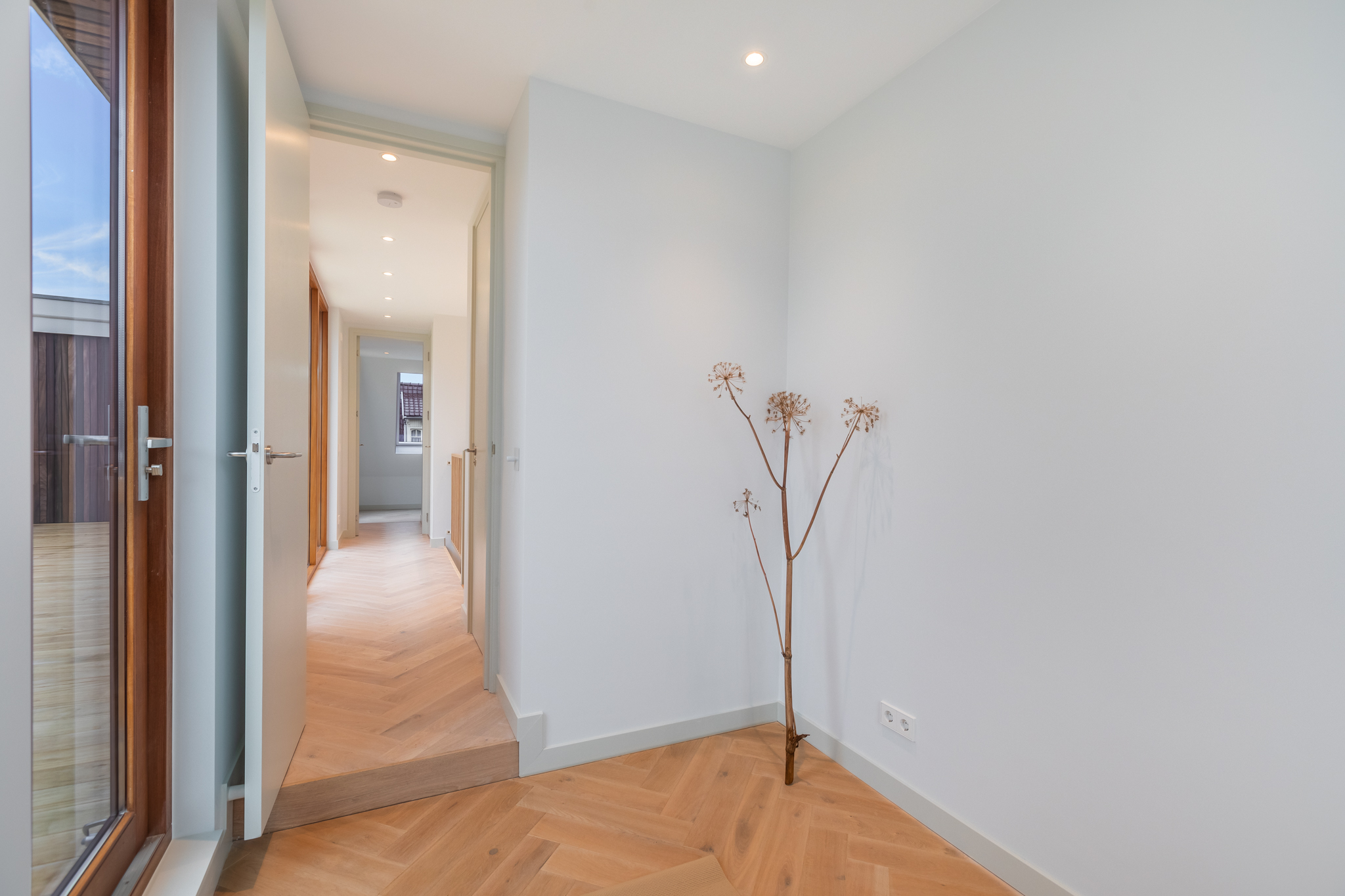 Nicolaas Maesstraat 99-3 1071 PT, Amsterdam, Noord-Holland Nederland, 3 Slaapkamers Slaapkamers, ,2 BadkamersBadkamers,Appartement,Huur,Nicolaas Maesstraat ,1724