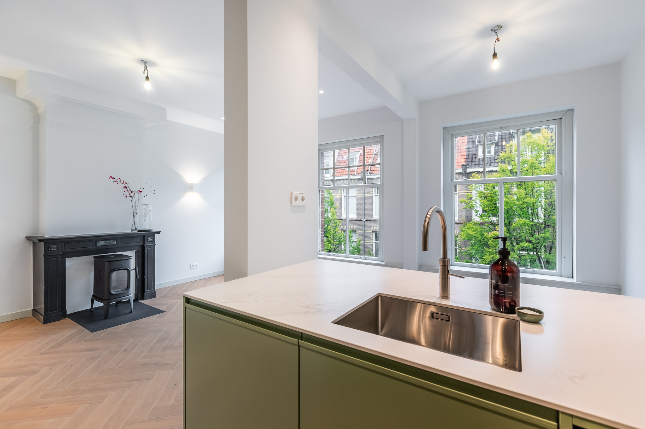 Nicolaas Maesstraat 99-3 1071 PT, Amsterdam, Noord-Holland Nederland, 3 Slaapkamers Slaapkamers, ,2 BadkamersBadkamers,Appartement,Huur,Nicolaas Maesstraat ,1724