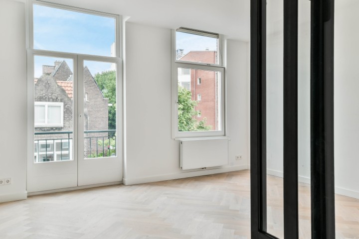Jacob Marisstraat 97-2 1058 HX, Noord-Holland Nederland, 2 Slaapkamers Slaapkamers, ,1 BadkamerBadkamers,Appartement,Huur,Jacob Marisstraat ,1727