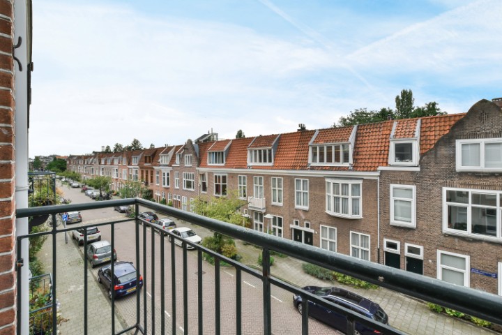 Jacob Marisstraat 97-2 1058 HX, Noord-Holland Nederland, 2 Slaapkamers Slaapkamers, ,1 BadkamerBadkamers,Appartement,Huur,Jacob Marisstraat ,1727