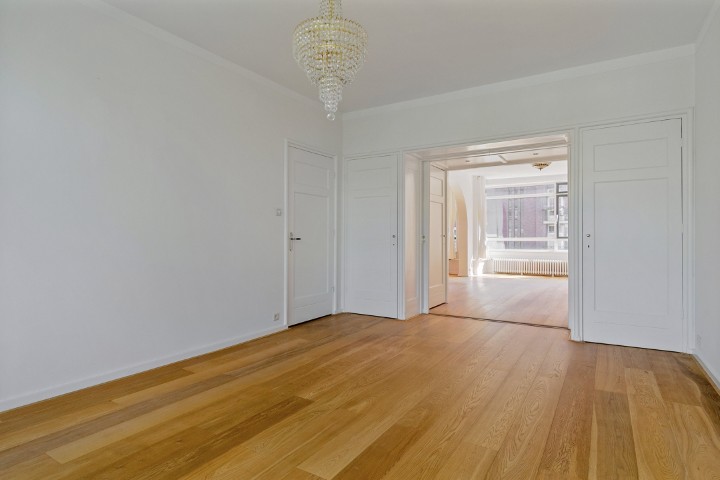 Courbetstraat 20, Amsterdasm, Noord-Holland Nederland, 4 Slaapkamers Slaapkamers, 0 ,2 BadkamersBadkamers,Appartement,Huur,Courbetstraat,2,1746