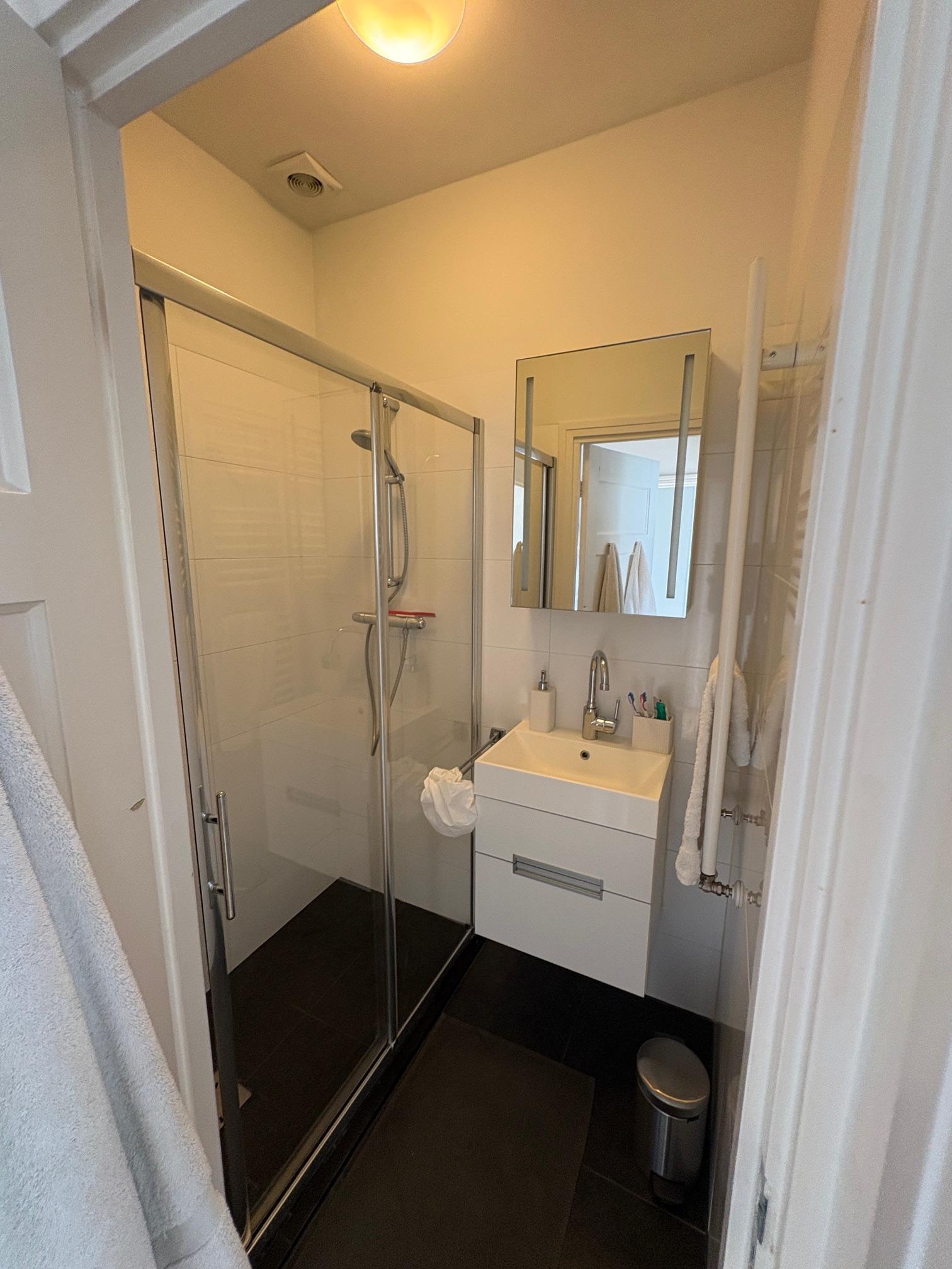 Watteaustraat 15 IV, Amsterdam, Noord-Holland Netherlands, 2 Bedrooms Bedrooms, 0 ,1 BathroomBathrooms,Apartment,For Rent,Watteaustraat ,4,1749