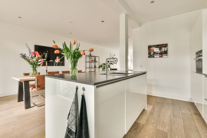 Kinderdijkstraat 63-2 1079 GD, Amsterdam, Noord-Holland Nederland, 4 Slaapkamers Slaapkamers, 0 ,1 BadkamerBadkamers,Appartement,Huur,Kinderdijkstraat ,0,1760