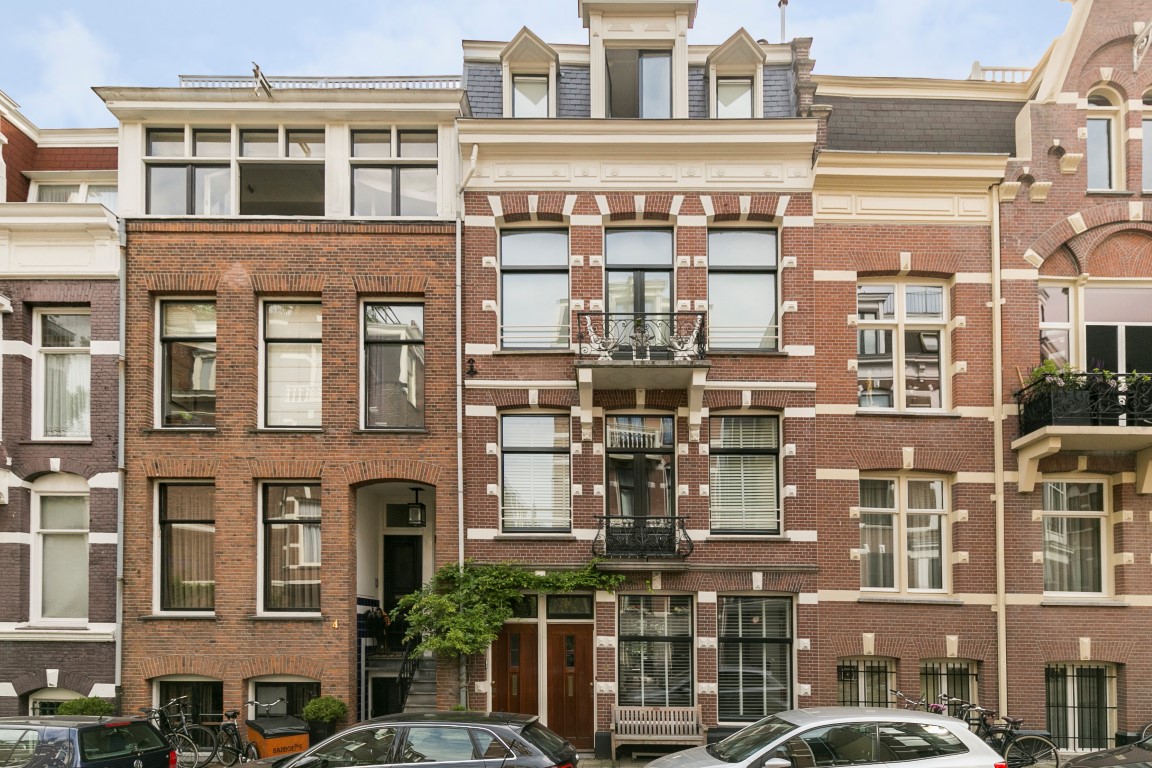 Korte van Eeghenstraat 2 A, Amsterdam, Noord-Holland Nederland, 3 Slaapkamers Slaapkamers, ,1 BadkamerBadkamers,Appartement,Huur,Korte van Eeghenstraat,1,1077