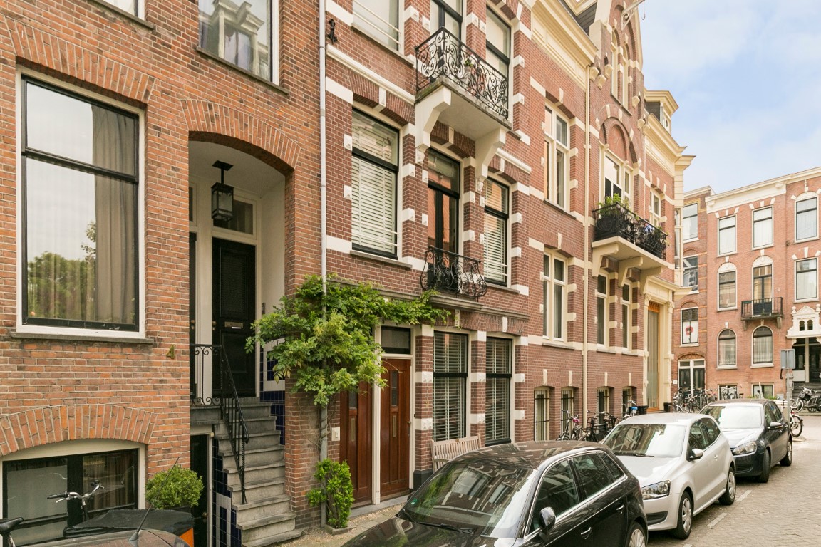 Korte van Eeghenstraat 2 A, Amsterdam, Noord-Holland Nederland, 3 Slaapkamers Slaapkamers, ,1 BadkamerBadkamers,Appartement,Huur,Korte van Eeghenstraat,1,1077